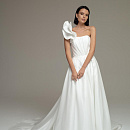 Стильное дизайнерское свадебное платье фото