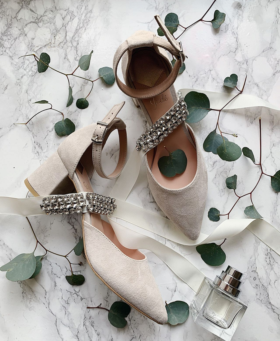 Свадебные туфли с ремешком вокруг щиколотки фото