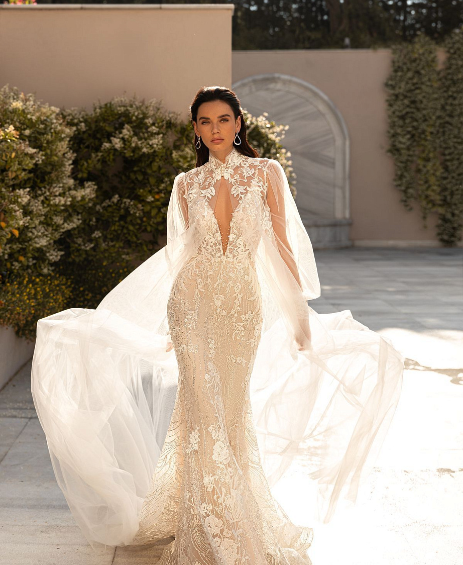 Кружевное свадебное платье силуэта русалка фото